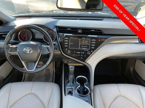 Used 2019 Toyota Camry XSE image 16