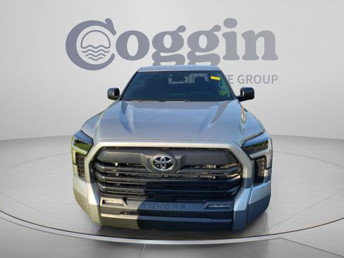 Used 2024 Toyota Tundra SR5 w/ SR5 Convenience Package AWD/4WD image 7