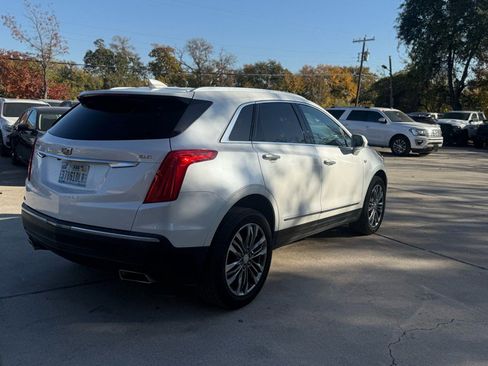 Used 2018 Cadillac XT5 Premium Luxury image 4