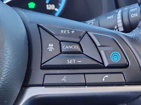 Used 2023 Nissan Leaf SV Plus image 21