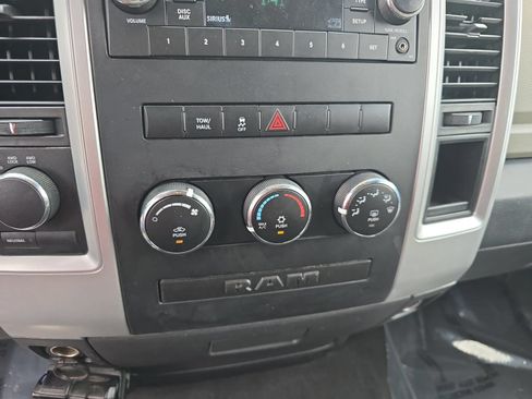 Used 2012 RAM 1500 Classic SLT AWD/4WD image 22