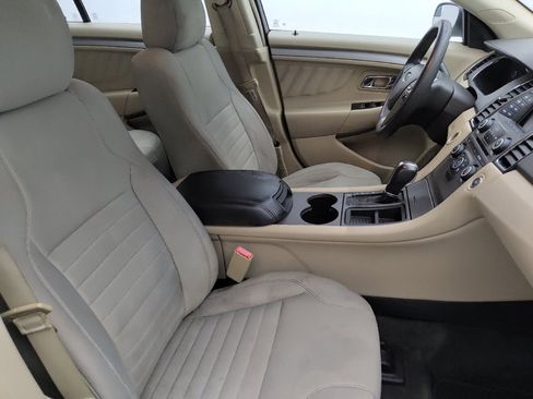Used 2014 Ford Taurus SE FWD image 21