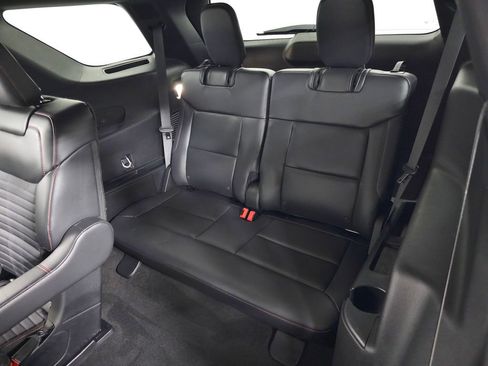 Used 2025 Ford Explorer ST-Line AWD/4WD image 33