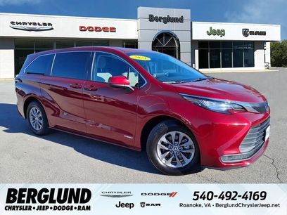 Used 2021 Toyota Sienna LE