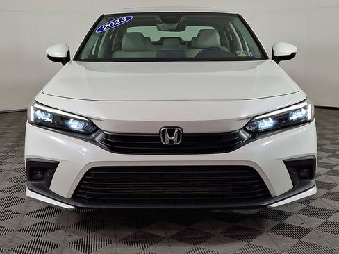 Used 2023 Honda Civic Touring image 5