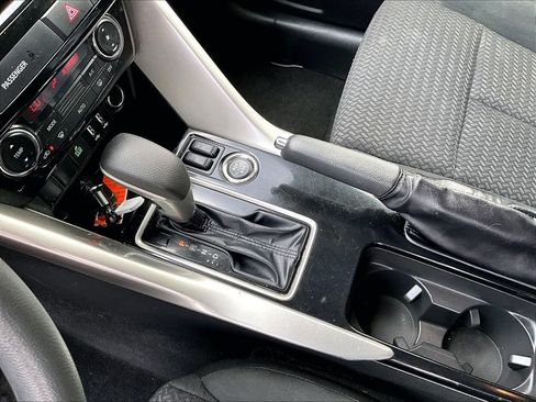 Used 2024 Mitsubishi Eclipse Cross LE AWD/4WD image 16