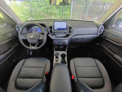 Used 2021 Ford Bronco Sport Outer Banks w/ Outer Banks Package AWD/4WD image 38