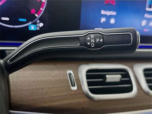 New 2026 Mercedes-Benz GLE 450 4MATIC image 16