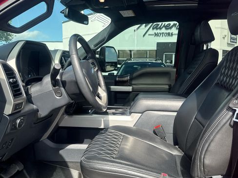 Used 2022 Ford F350 Lariat w/ Black Appearance Package AWD/4WD image 6