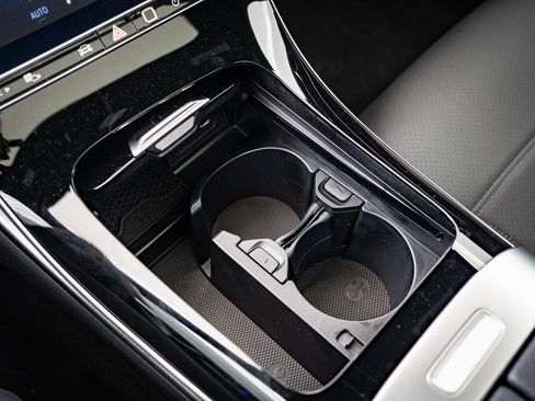 Used 2025 Mercedes-Benz C 300 C 300 image 33