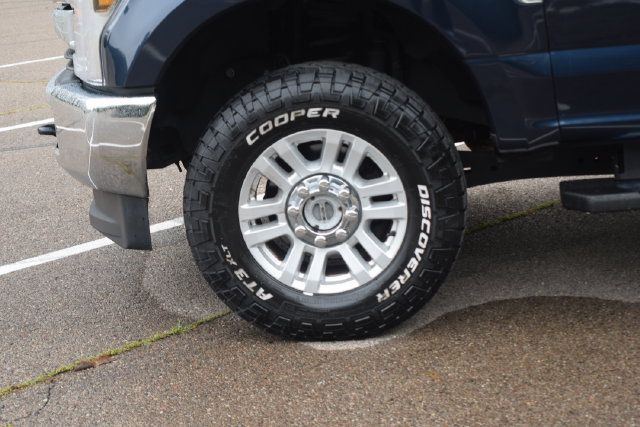 Used 2019 Ford F250 XL w/ STX Appearance Package AWD/4WD image 26