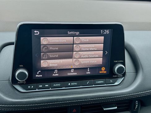 Used 2021 Nissan Rogue S FWD image 9