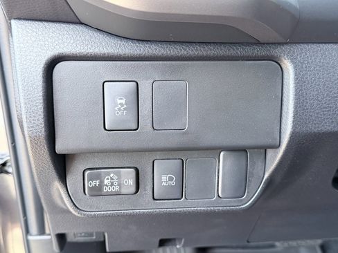 Used 2023 Toyota Tacoma SR5 w/ Technology Package AWD/4WD image 11