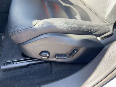 Certified 2023 Volvo XC60 B5 Plus w/ Climate Package image 13