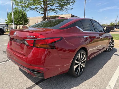 Used 2019 Nissan Altima 2.5 Platinum image 5