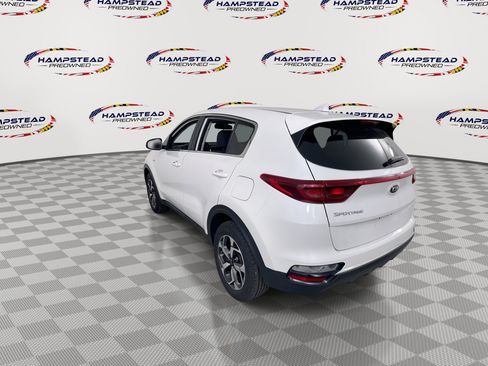 Used 2021 Kia Sportage LX AWD/4WD image 6