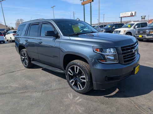 Used 2019 Chevrolet Tahoe LT w/ RST Edition image 2