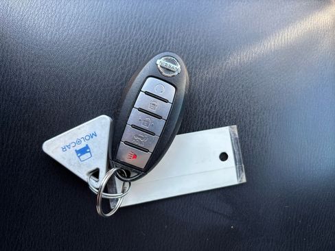 Used 2018 Nissan Armada SL w/ Premium Package image 35