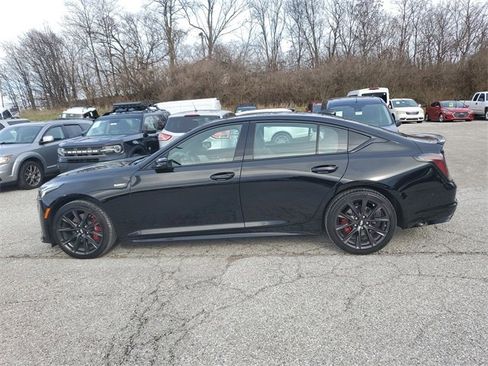 Used 2022 Cadillac CT5 V w/ Premium Package image 7