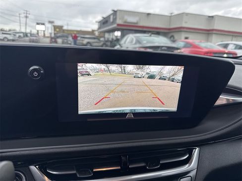 Used 2024 Buick Envista Sport Touring w/ Convenience I Package image 17