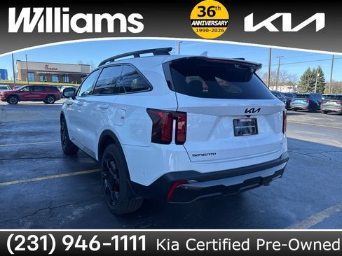 Used 2025 Kia Sorento SX Prestige w/ Olive Brown Leather Package AWD/4WD image 10