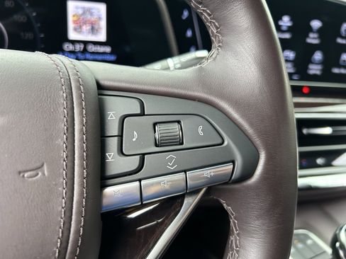 Used 2023 Cadillac Escalade ESV Sport Platinum image 32