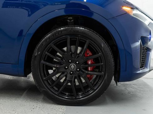 Used 2022 Maserati Levante Modena image 35