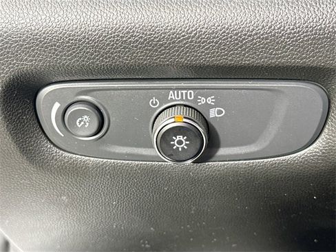 Used 2022 Chevrolet Traverse LS w/ Midnight/Sport Edition image 21