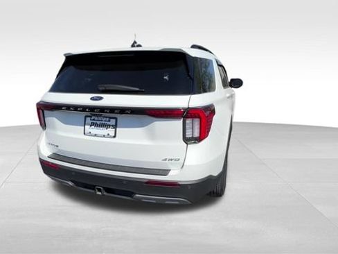 Used 2026 Ford Explorer Active w/ Active Comfort Package AWD/4WD image 7