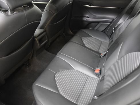 Used 2023 Toyota Camry SE FWD image 32