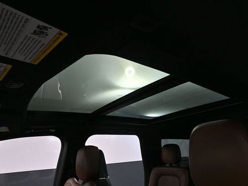 Used 2023 Lincoln Navigator L Reserve w/ Equipment Group 201A image 25