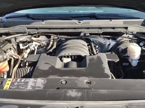 Used 2017 GMC Sierra 1500 SLE w/ SLE Value Package image 9