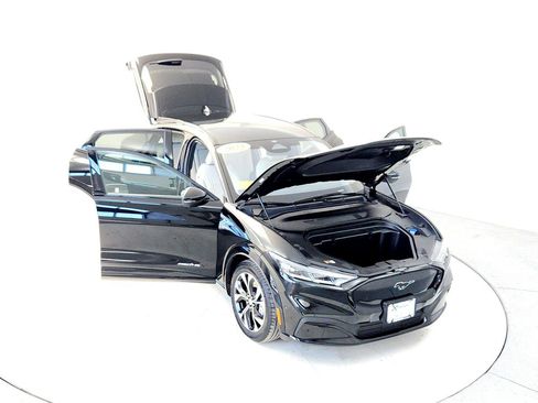 Used 2023 Ford Mustang Mach-E Premium image 21