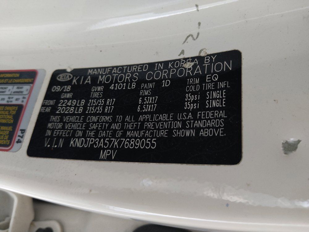 Used 2019 Kia Soul + FWD image 33