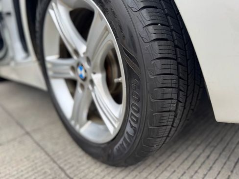 Used 2013 BMW 320i xDrive Sedan image 36