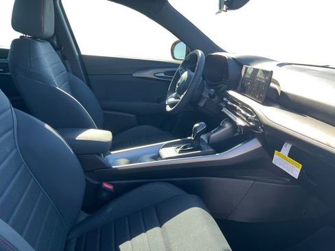 Used 2024 Dodge Hornet GT w/ GT Blacktop Package image 15