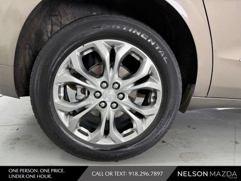 Used 2020 Buick Enclave Avenir w/ Avenir Technology Package FWD image 13