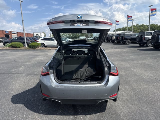 Used 2023 BMW i4 eDrive40 w/ Premium Package RWD image 29