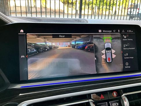 Used 2019 BMW X7 xDrive50i w/ Premium Package image 26