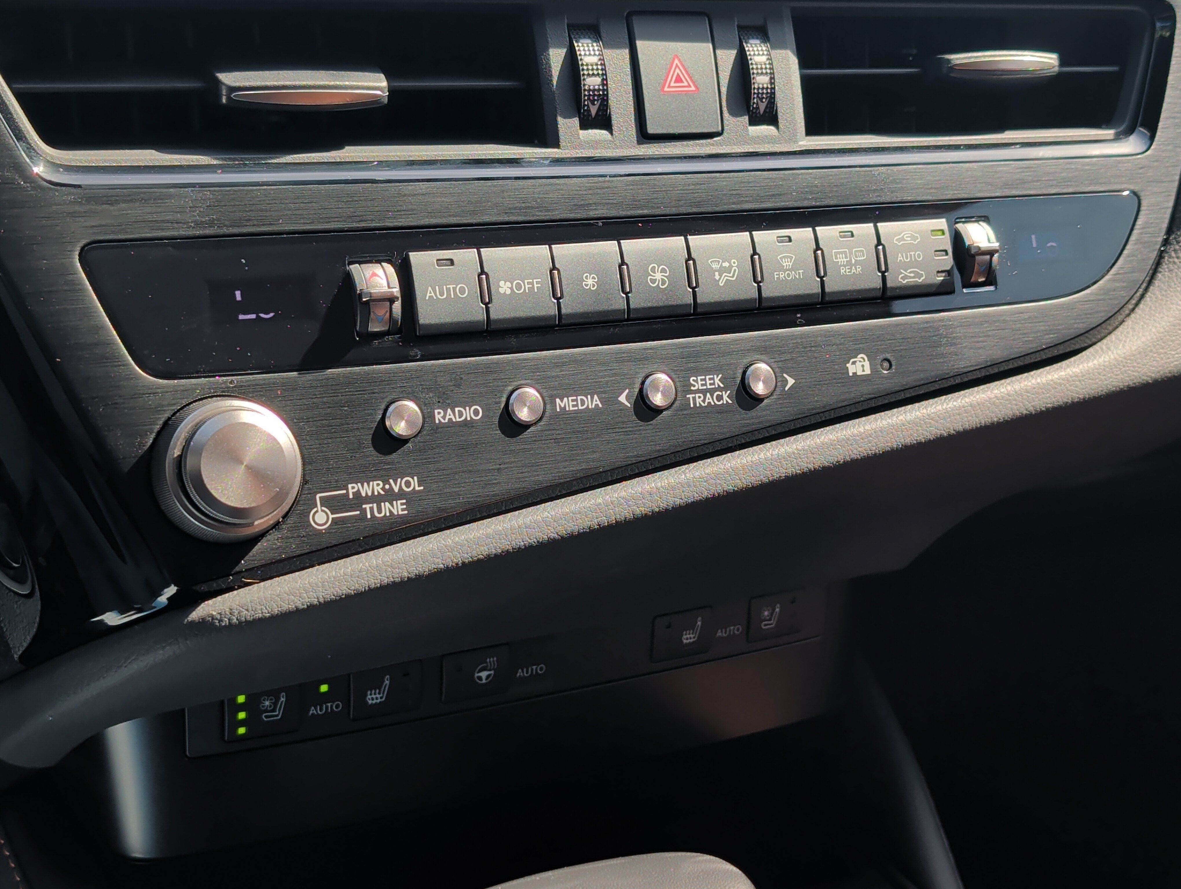Used 2025 Lexus ES 350 w/ Premium Package FWD image 20