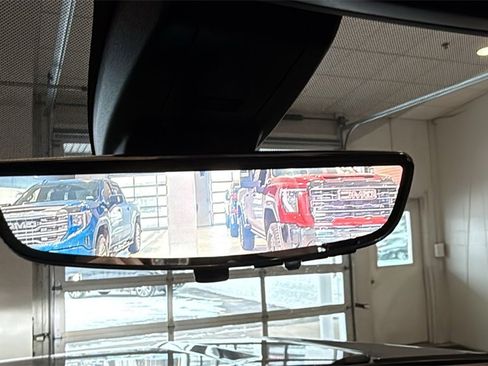 Used 2021 GMC Yukon Denali w/ Denali Premium Package image 36