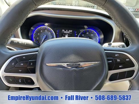 Used 2023 Chrysler Voyager LX FWD image 12