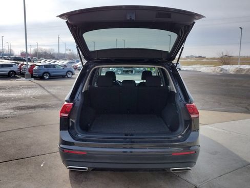 Used 2021 Volkswagen Tiguan S image 21