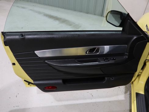 Used 2002 Ford Thunderbird RWD image 19