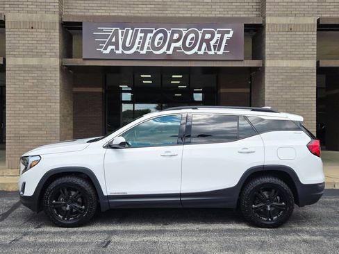 Used 2019 GMC Terrain SLE w/ Driver Convenience Package image 5