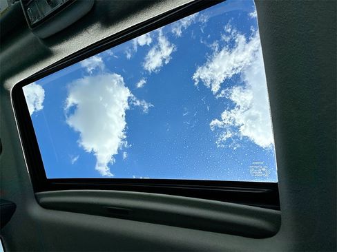 Used 2022 Toyota 4Runner TRD Off-Road Premium image 21