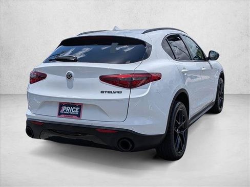 Used 2020 Alfa Romeo Stelvio w/ Nero Edizione RWD image 5