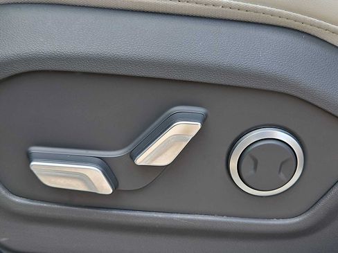 Certified 2025 Hyundai Santa Fe SEL AWD/4WD image 17