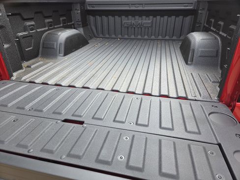 New 2026 GMC Sierra 1500 AT4 w/ AT4 Premium Package image 7