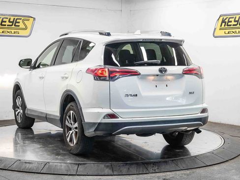 Used 2017 Toyota RAV4 XLE w/ Carpet Mat Package FWD image 2